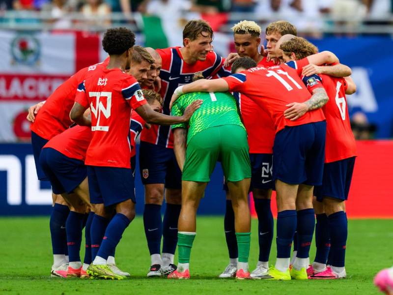 El futbolista de la Selección de Noruega no la pasa nada bien desde que quedaron eliminados de la Copa del Mundo 2026: recibió fuertes amenazas y su esposa explota en redes sociales.