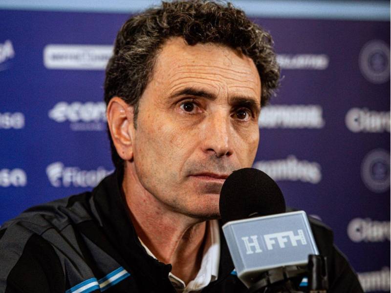 Francisco Molina atendió la conferencia de prensa previo al duelo de Honduras vs Argentina. El compromiso es este sábado 6 de junio a las 6 de la tarde.