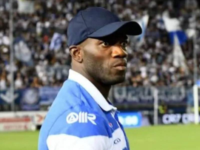 Uno de los clubes que ha dirigido el hondureño David Suazo en Italia se declaró en quiebra y dejó de existir.