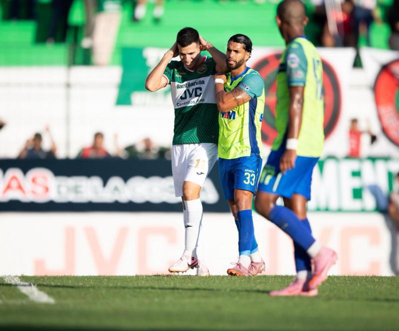 Marathón celebra previo a la final, nuevo DT de Olancho presente, peculiar corte a debutante y bellas chicas en el Yankel