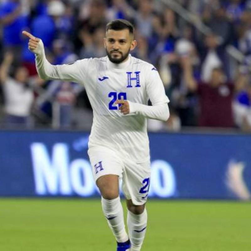 FICHAJES: Dejaría Olimpia por el extranjero, Motagua amarra cuatro altas y los legionarios que cambiarían de equipo