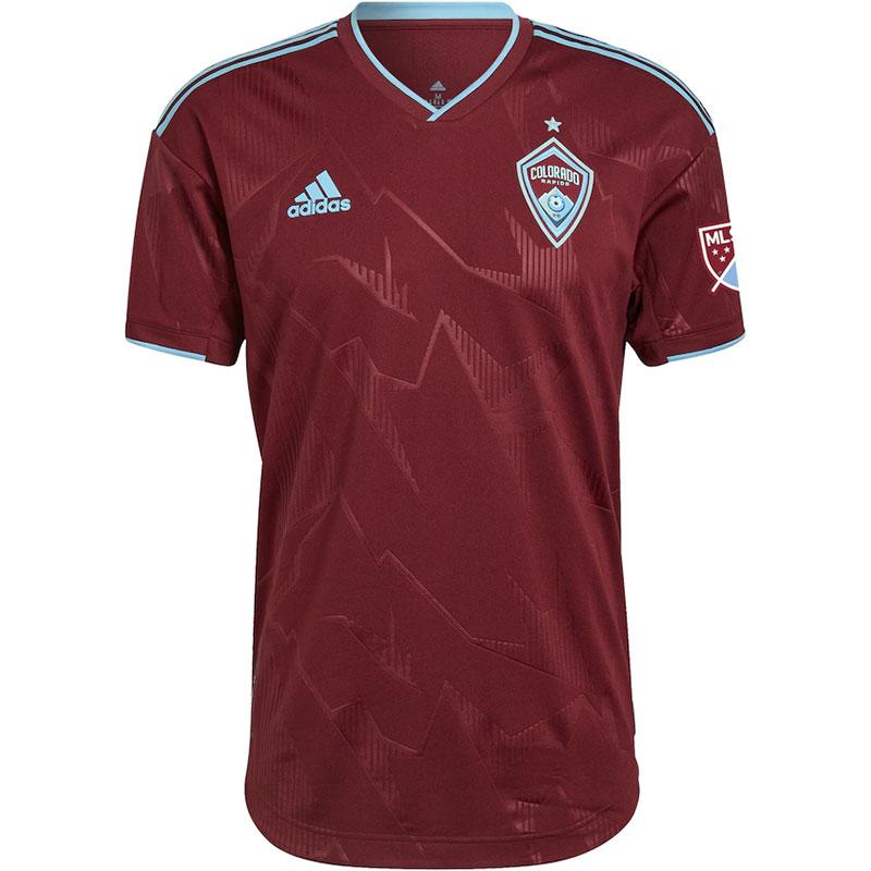 ¡Diseños sobrios y también estridentes! Así vestirán los clubes de la MLS para la temporada 2022