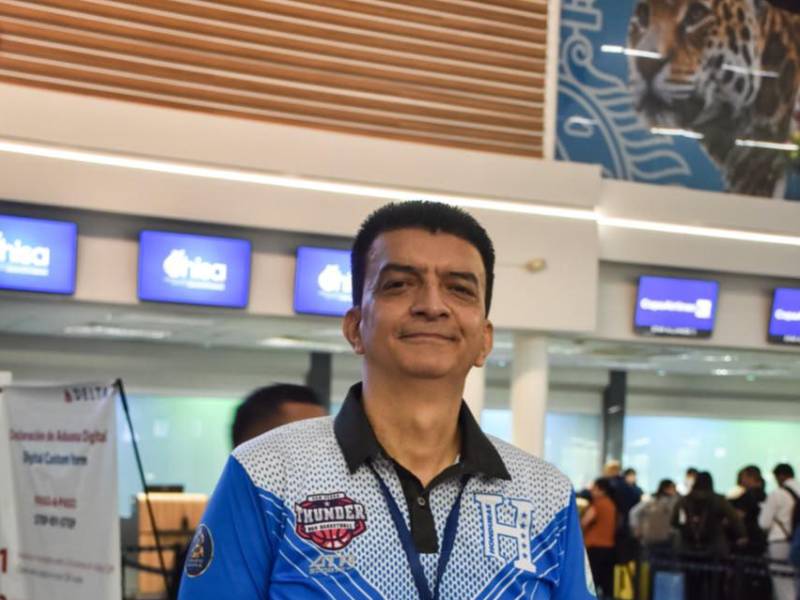 <b>Fernando Enamorado</b>, técnico de San Pedro Thunder