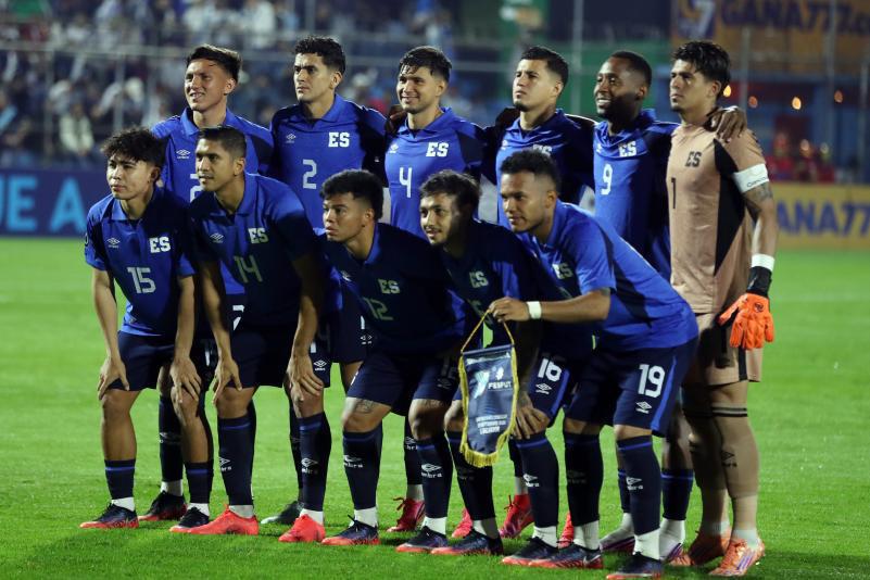 Bukele tiene que echar a Bolillo: explotan en El Salvador tras humillada de Guatemala