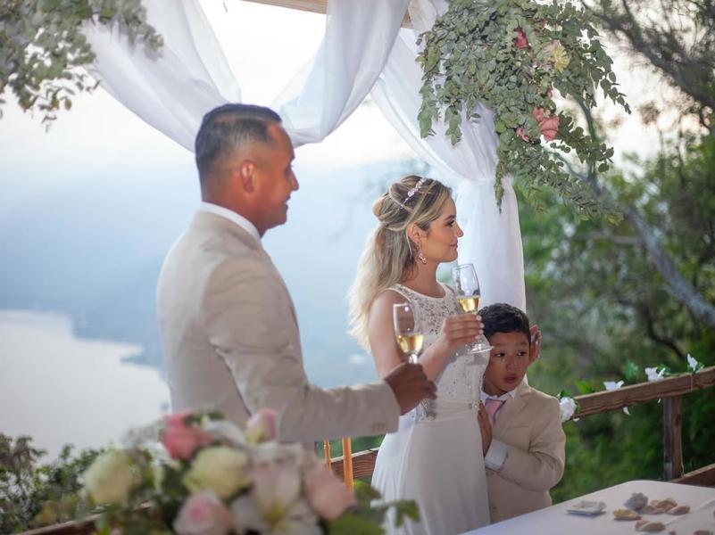 La decisión de Iván Barton y su esposa antes del Mundial 2026: ¿quién es ella?