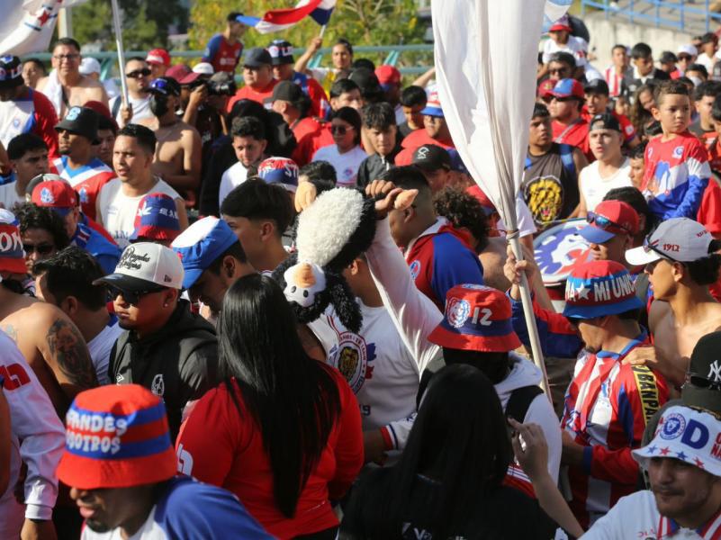 La Ultra Fiel puso el ambiente en la capital, burla de Olimpia para Motagua y así se vivió la previa del Clásico capitalino