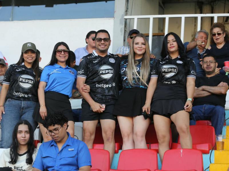 La Ultra Fiel puso el ambiente en la capital, burla de Olimpia para Motagua y así se vivió la previa del Clásico capitalino