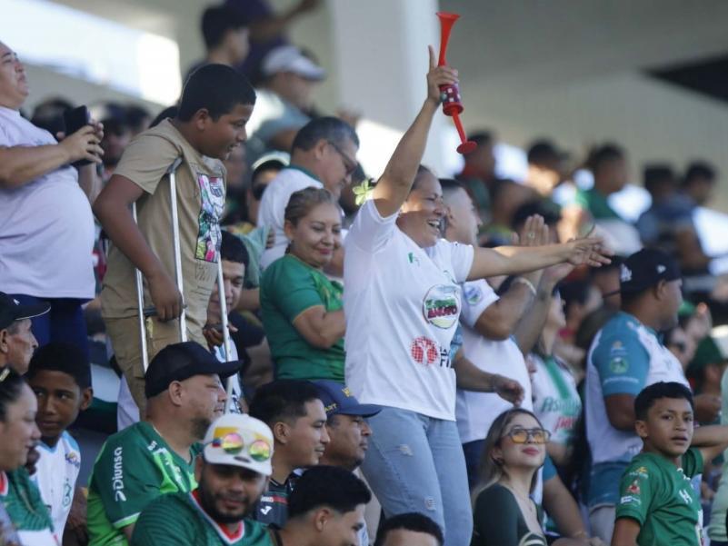 Marathón celebra en la casa de Platense, tristeza en Puerto Cortés, el gesto de Pablo Lavallén y el tremendo error del árbitro