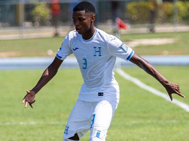 El defensor de la Selección de Honduras y el Alverca FC de España, volverá hasta septiembre cuando se recupere de la lesión de rodilla que lo apartó de las canchas en el último mes.