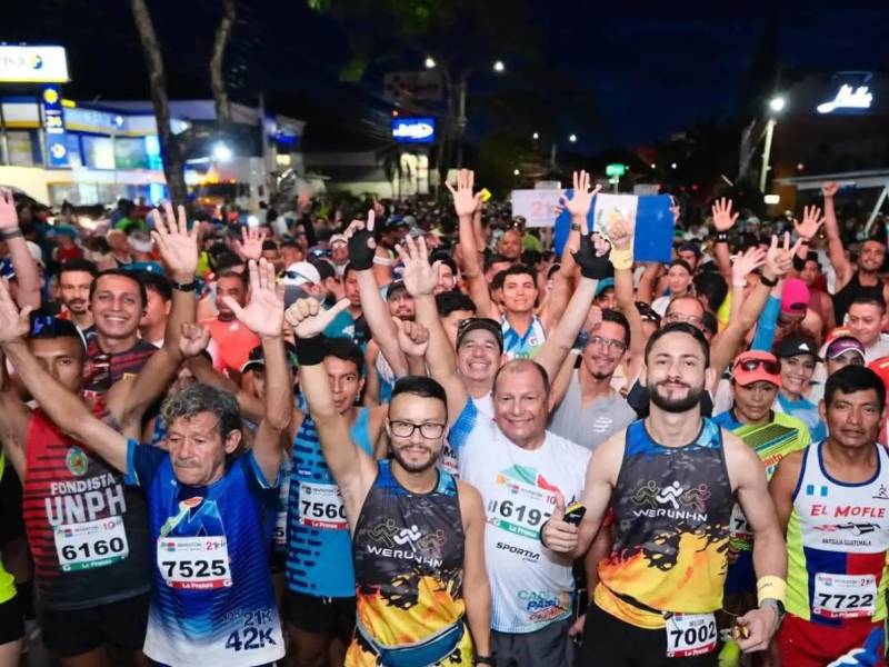 Para esta edición 50 se esperan mas de 15 mil corredores de todo el país en la Maratón La Prensa-Gatorade.