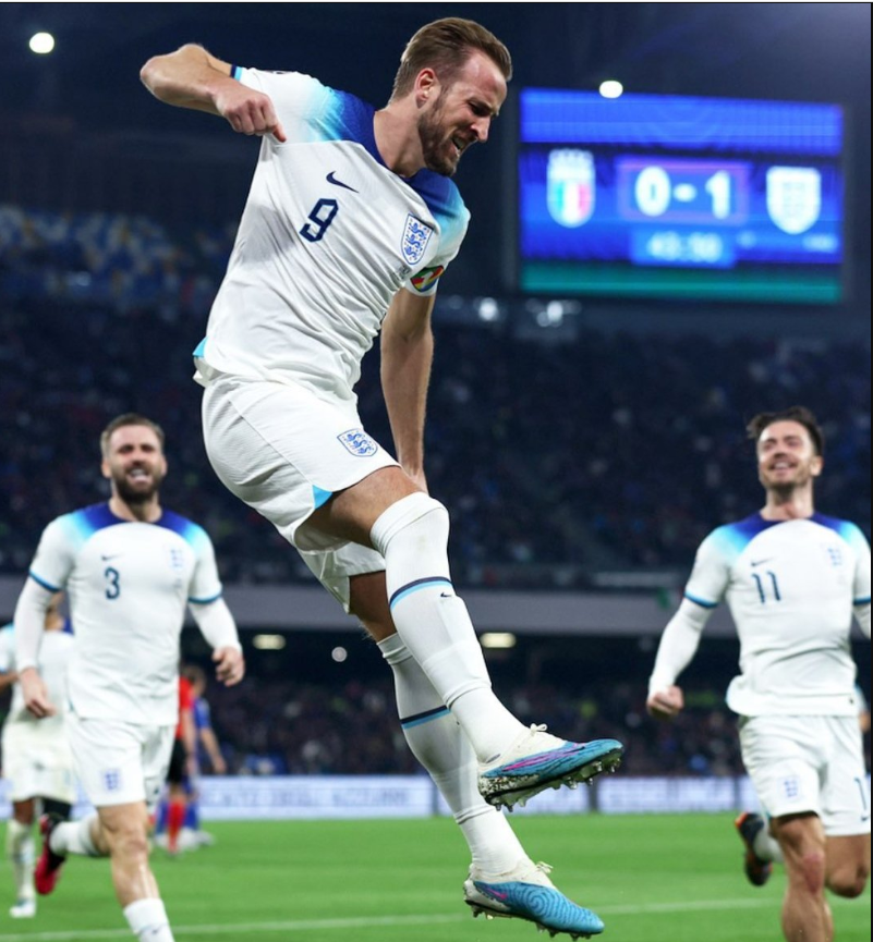 Harry Kane se convirtió en el máximo goleador histórico de la Selección de Inglaterra (54).