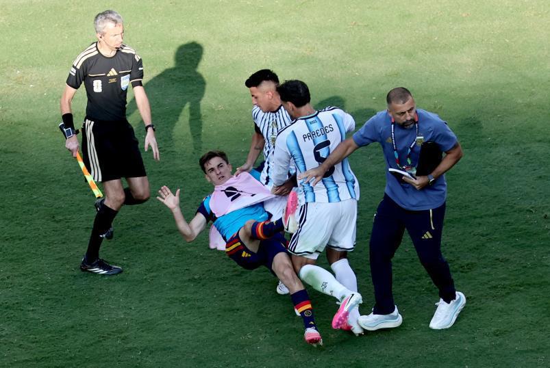 Apretaron a los familiares de los futbolistas; Argentina no podía ganar esa final