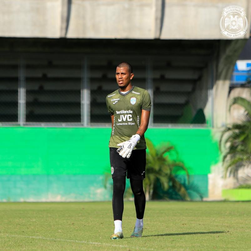 Lavallén le saca ventaja a Espinel: Los futbolistas que han hecho debutar los técnicos en Marathón y Olimpia en 2025