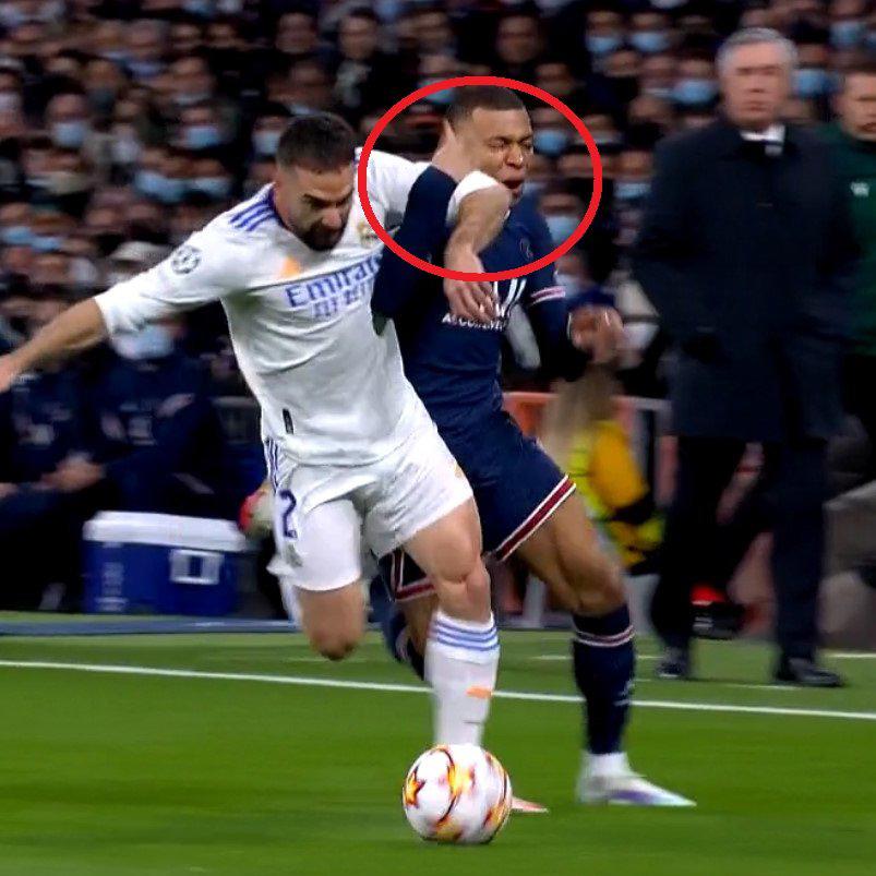 FOTOS: Messi totalmente hundido, Alaba consuela a Mbappé y el tremendo beso de Benzema a Vinicius tras eliminar al PSG