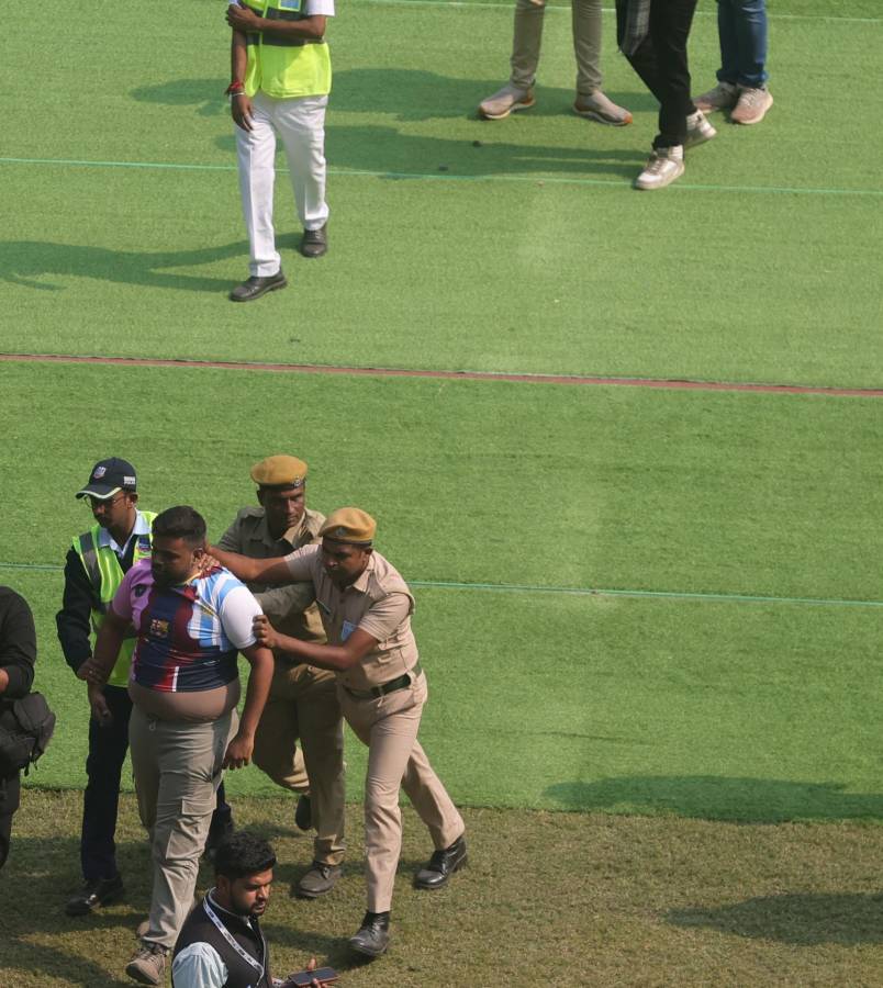 Messi desata caos en la India: detuvieron al organizador, la estafa que sufrieron y la razón por la que le lanzaron botellas