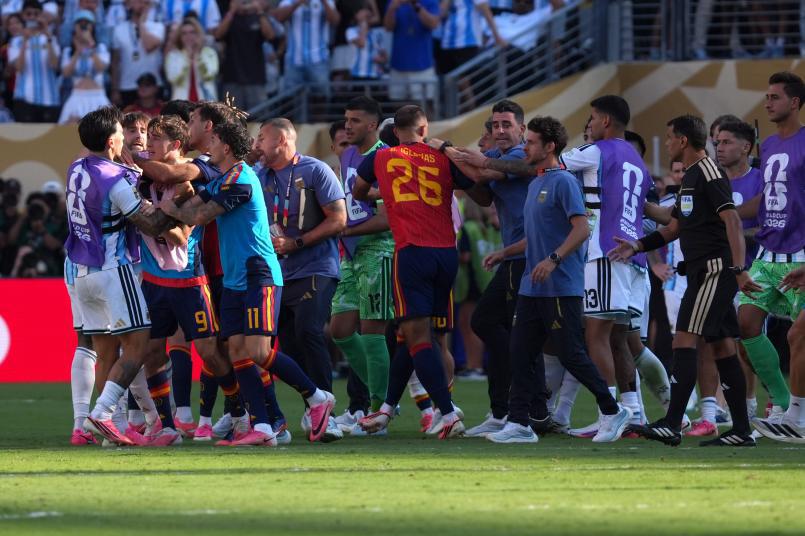 Apretaron a los familiares de los futbolistas; Argentina no podía ganar esa final
