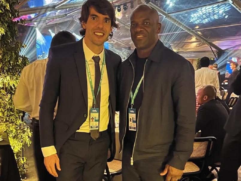 David Suazo sorprende a todos y reaparece: anuncian su 'fichaje' y ya debutó