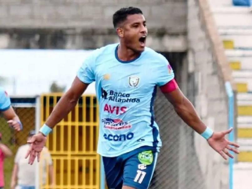 De goleador en la Liga Nacional a miembro de la Policía: así es su nueva vida