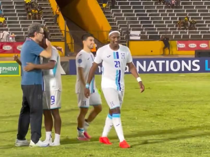 Honduras acudirá a Concacaf tras la polémica expulsión de Dereck Moncada ante Jamaica