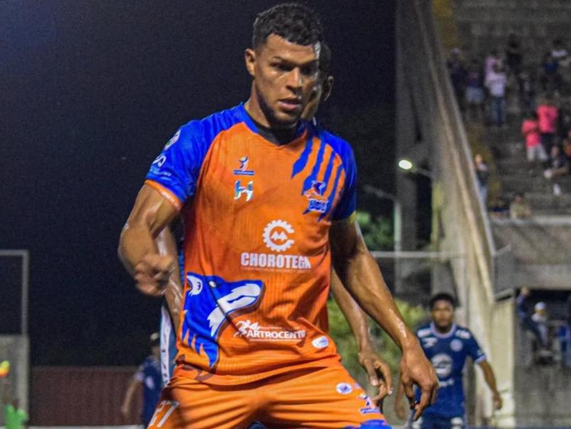 Fichajes: Baja en Olimpia, oferta por Luis Palma y dos aurinegros sin contrato