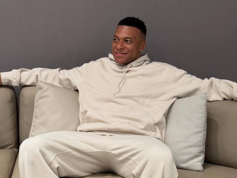 Mbappé sorprende al romper contrato y estaría cerca de llegar a un nuevo acuerdo
