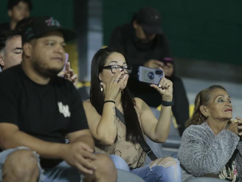 La eufórica celebración de Honduras tras clasificar al Mundial Sub-17, el gesto del técnico y el apagón que sorprendió