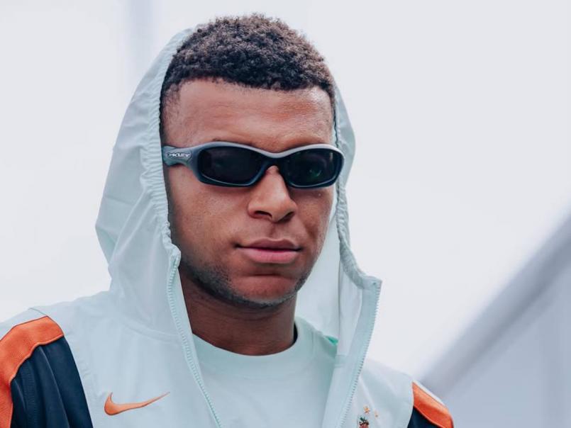 Ester Expósito explota tras polémica con Mbappé y esta es la decisión que tomó
