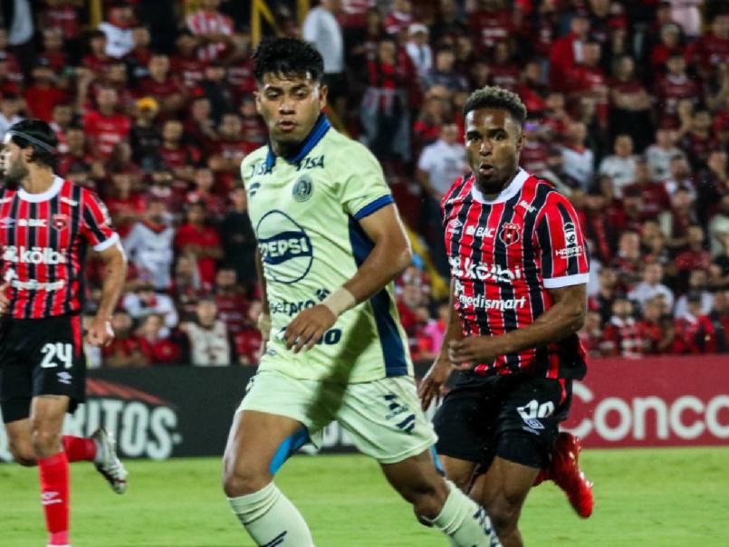 Se hicieron los ciegos: reclamo a Concacaf e indignación tras el Alajuelense-Motagua