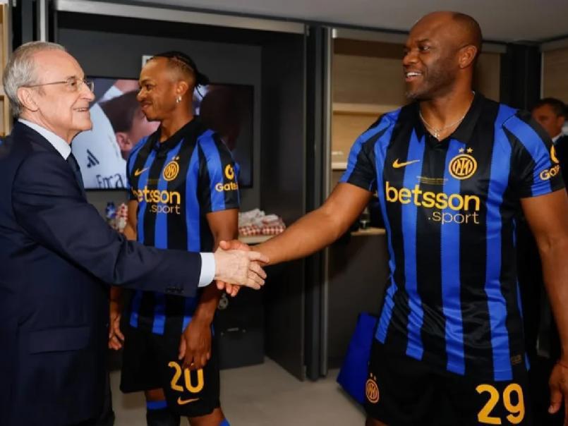 David Suazo sorprende a todos y reaparece: anuncian su 'fichaje' y ya debutó