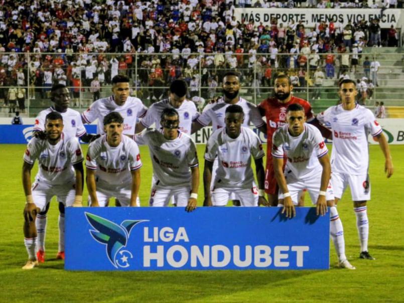 Concacaf sorprende a Olimpia y Saprissa al anunciar al mejor equipo de Centroamérica