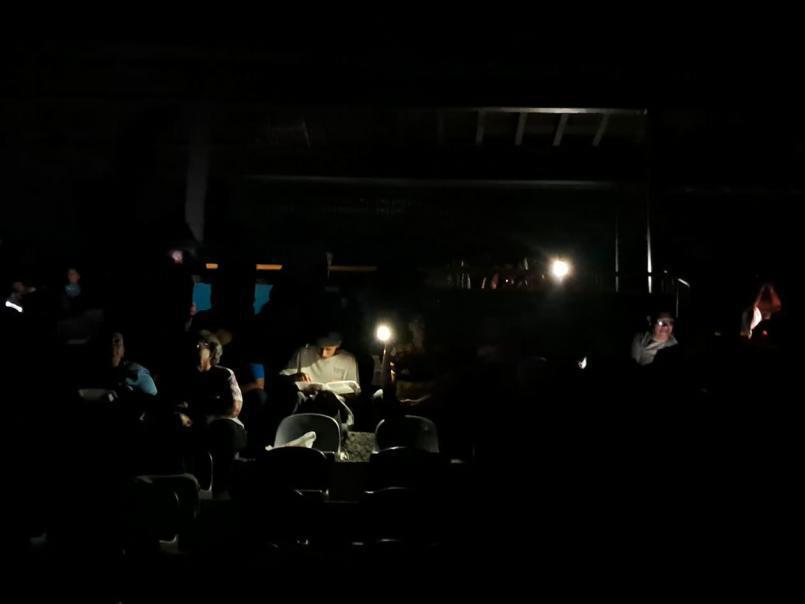 La eufórica celebración de Honduras tras clasificar al Mundial Sub-17, el gesto del técnico y el apagón que sorprendió