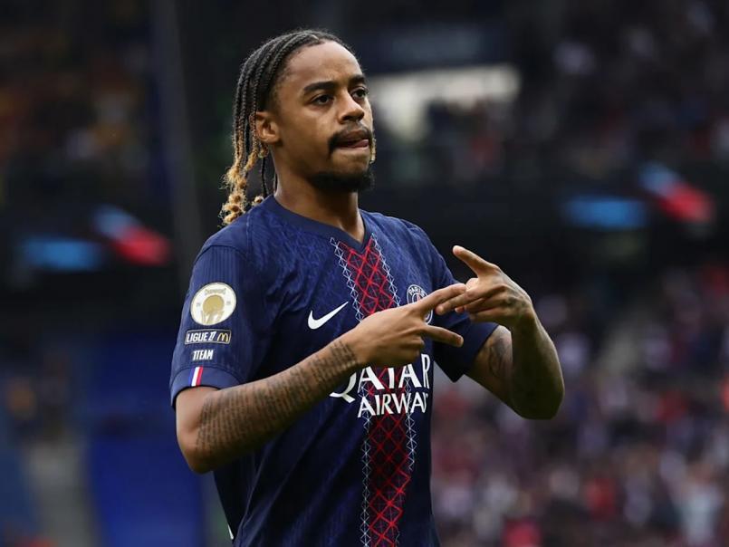 Real Madrid cierra dos fichajes, Barcelona quiere al 'nuevo Haaland' y Barcola se va