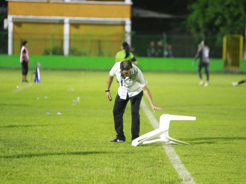 Choloma desató el terremoto en Real España, traición a la Máquina; jugador cortado en Marathón llega al estadio
