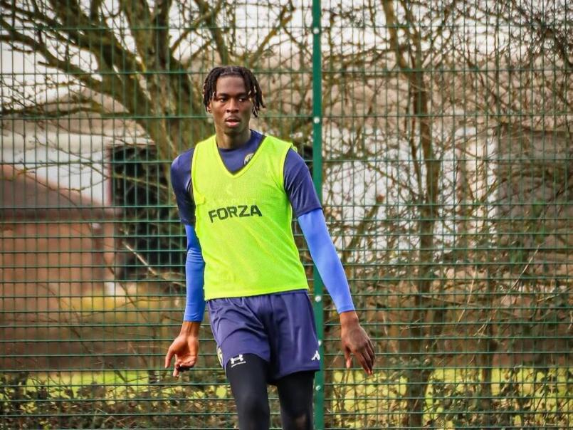 Muere joven futbolista de forma inesperada en medio de un partido: esto se sabe