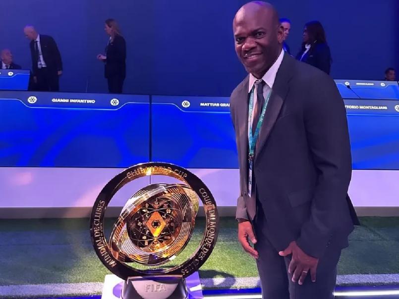 David Suazo sorprende a todos y reaparece: anuncian su 'fichaje' y ya debutó