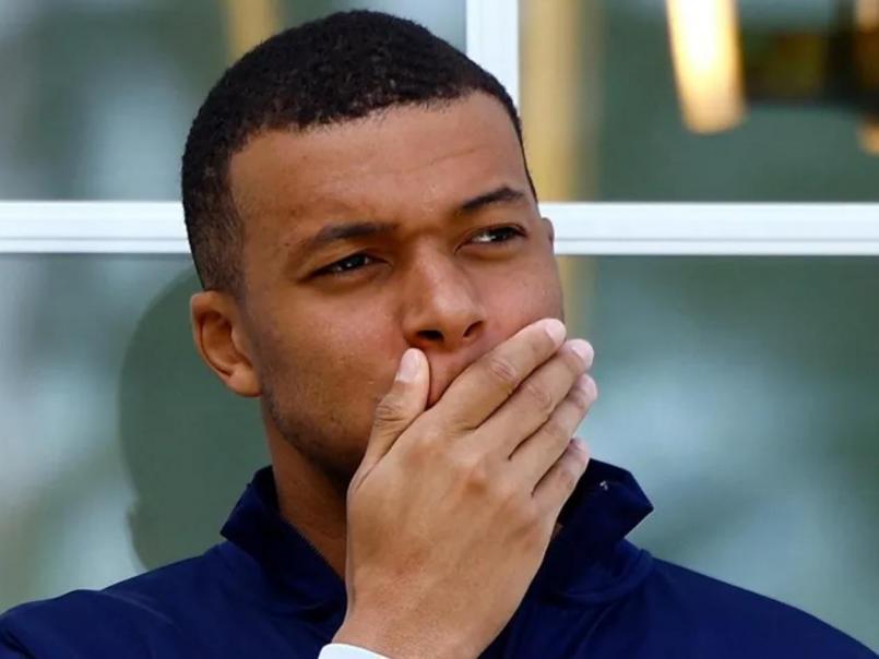 Florentino Peréz pierde la paciencia con Mbappé: la decisión que tomó con el francés