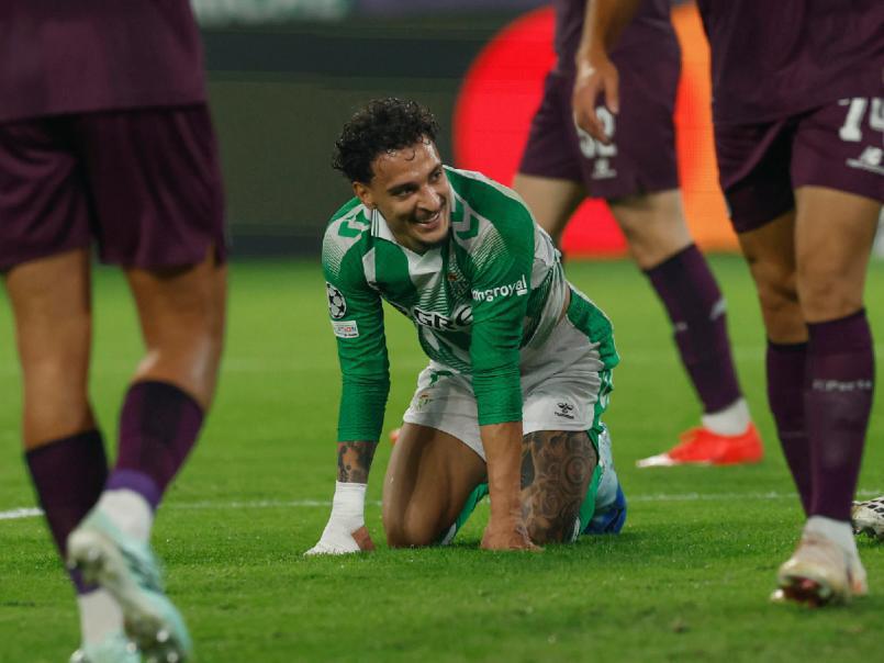 Futbolista denuncia que sufrió un robo en plena Champions League: Triste e indignante
