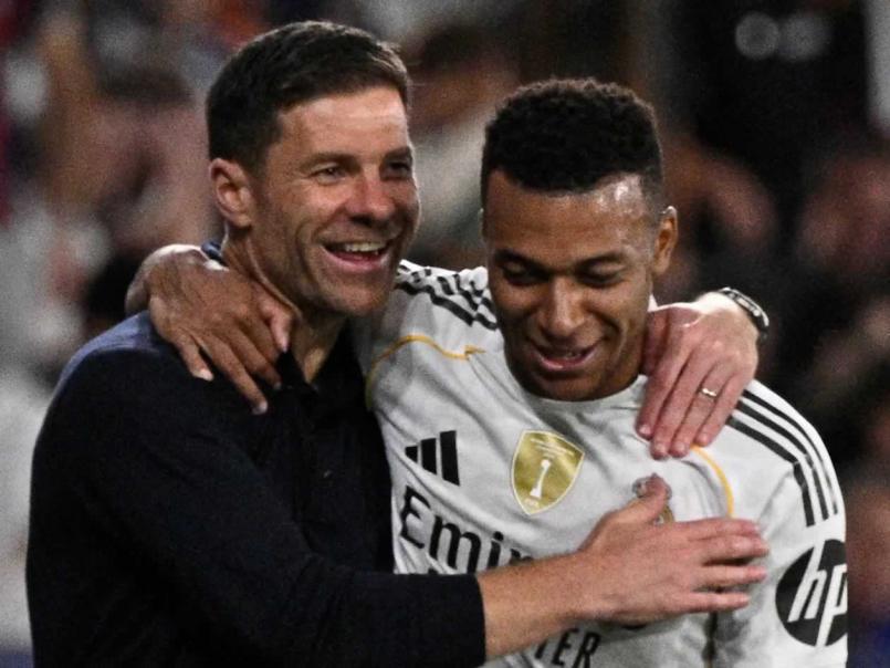 El camerino del Real Madrid no tenía remedio: revelan la lista de los futbolistas que le hicieron la cama a Xabi Alonso