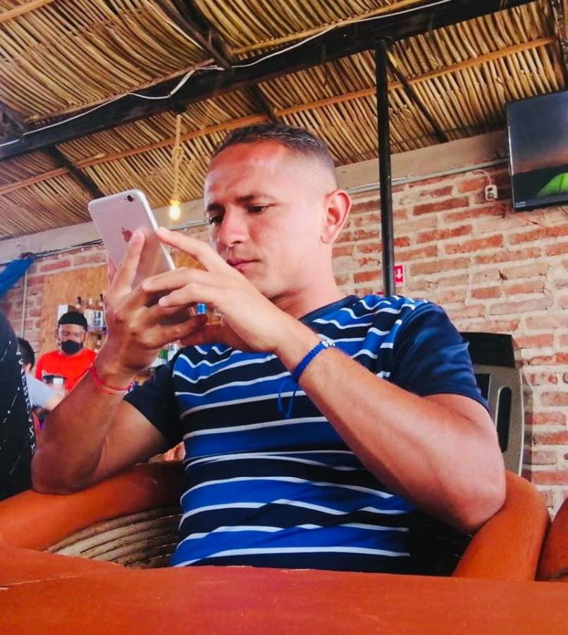 FIFA lo llamó el doble de Roberto Carlos: así es la vida del hondureño que fue engañado y estafado en México