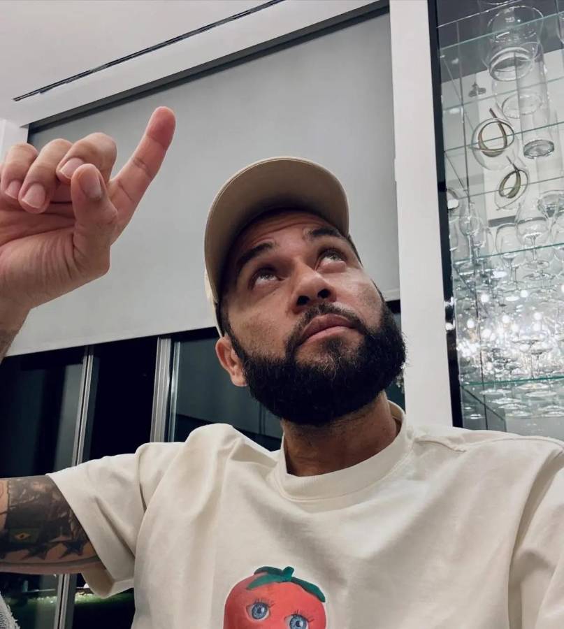 Dani Alves impacta al Barcelona con esta frase tras su cambio de vida a discípulo de Cristo: Me llamaban...