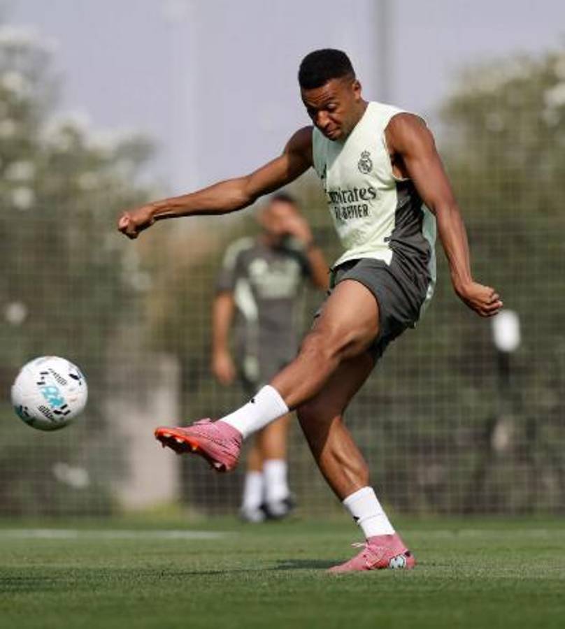 Xabi prepara un castigo: llegó tarde al entrenamiento del Real Madrid y se perdería el partido del martes