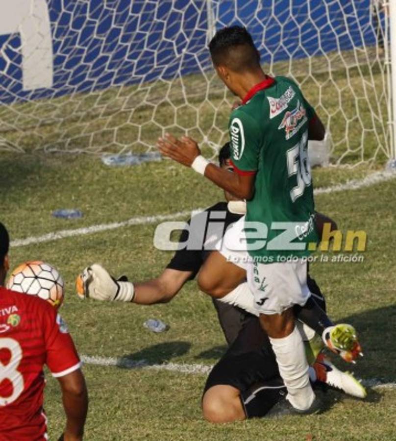 ¿Duda? Así fue el claro penal de Obed Enamorado contra Henry Romero