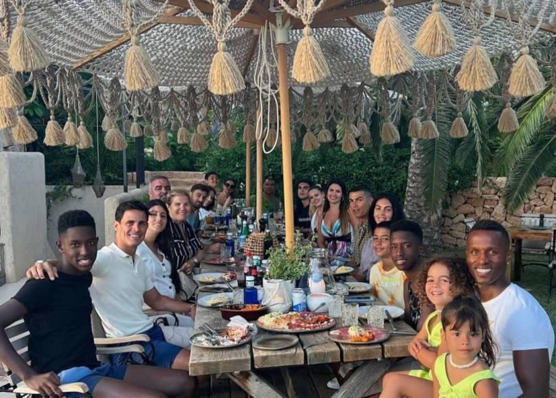Brutal: Filtran los millones que gasta Cristiano Ronaldo junto a Georgina Rodríguez en sus lujosas vacaciones tras la tragedia