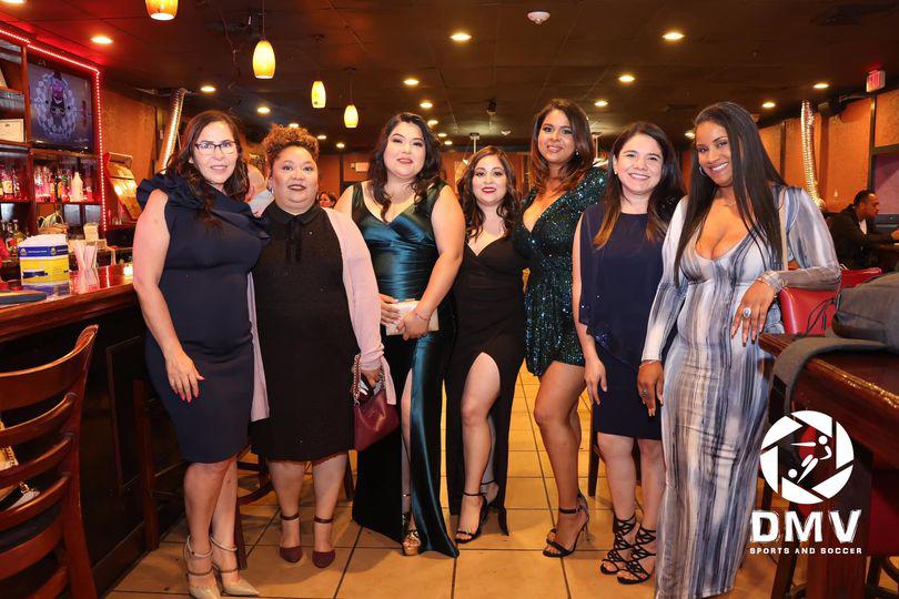 Derroche de belleza, show de luces, danzas folclóricas y grandes estrellas del deporte; así se vivió la gala en la Copa Mariachi