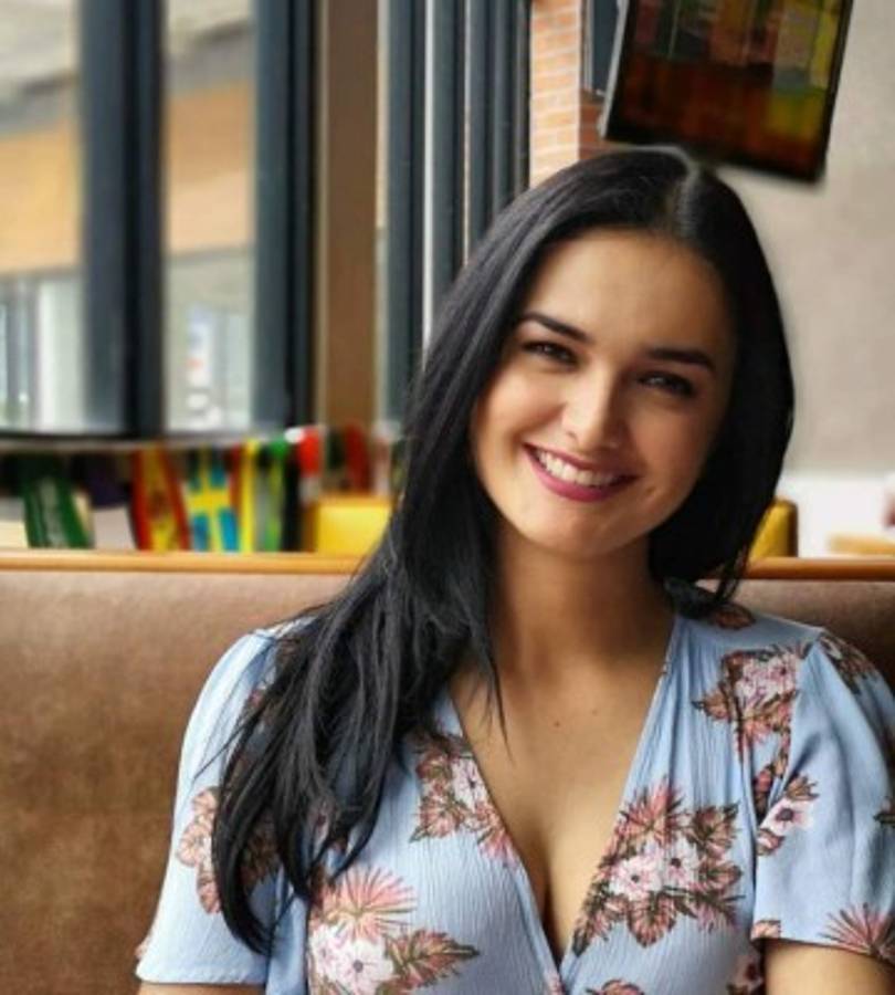 ¡Lindura! Natalia Álvarez, la periodista que enaltece el nombre de Costa Rica