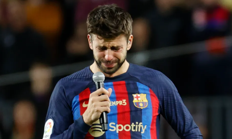 Lloró como un niño: el discurso de Piqué tras decirle adiós al Barcelona y lanza una promesa: ‘‘Nací aquí y moriré aquí’’