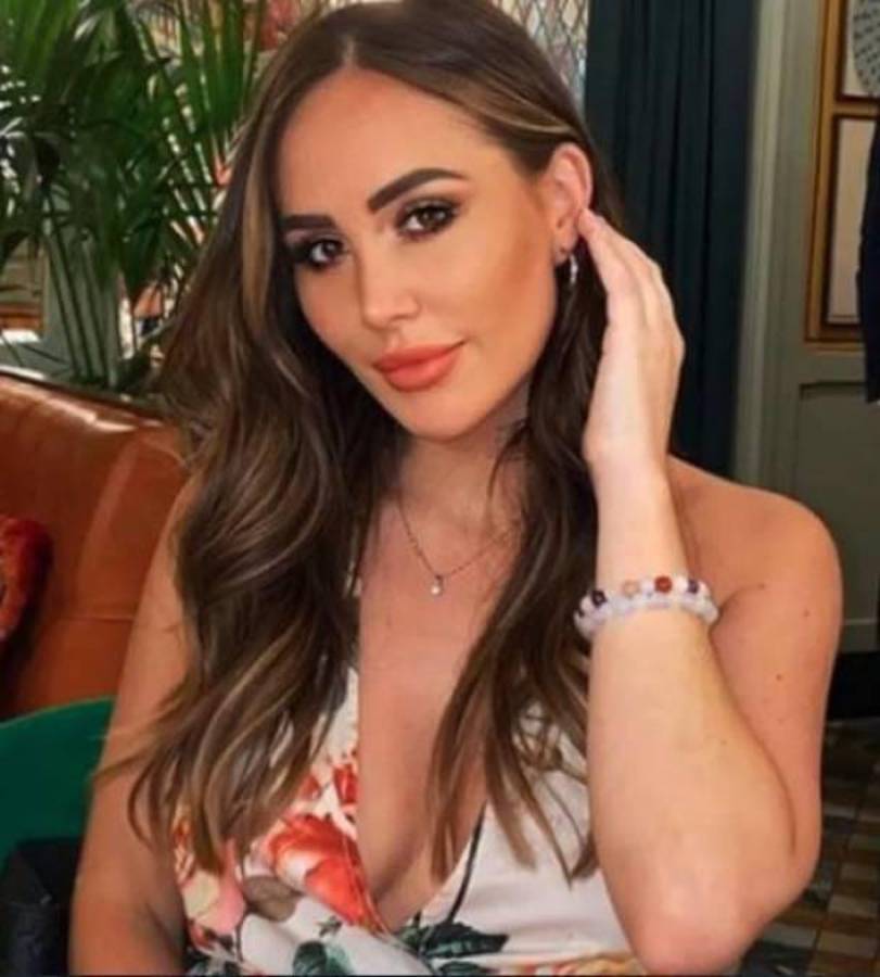 Destapan doble vida de crack del Manchester City: dejó embarazada a su ex mujer antes de que la dejara