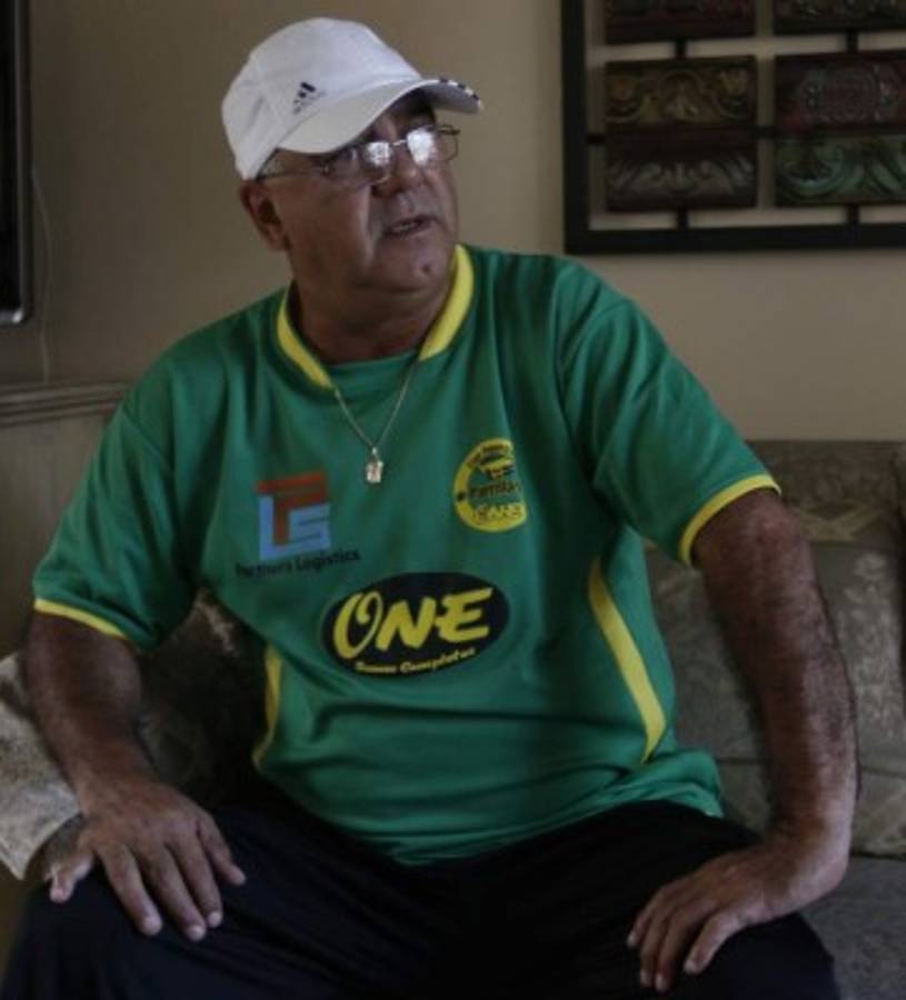 ¡Médico, taxista e ingeniero! La otra profesión de los entrenadores en Honduras