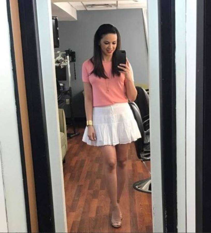 ¡El otro clásico centroamericano! Las bellas periodistas de Costa Rica y Honduras  