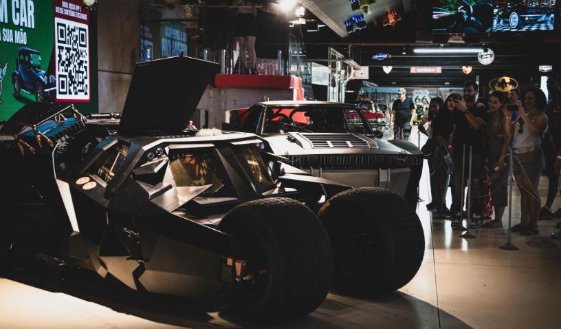 Neymar compró el Batimóvil, pero no puede usarlo: tres años en construirse y la millonada que pagó por su nuevo capricho